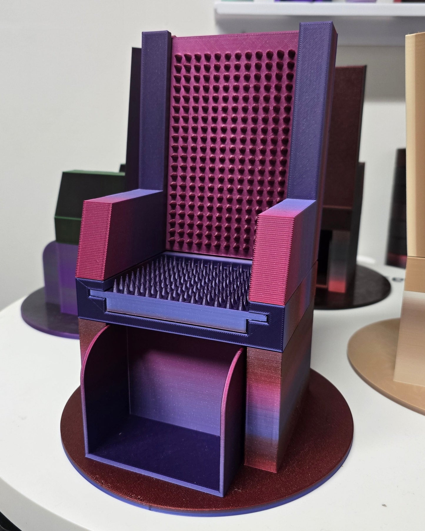 Taboo Tiny Chair - Gradient