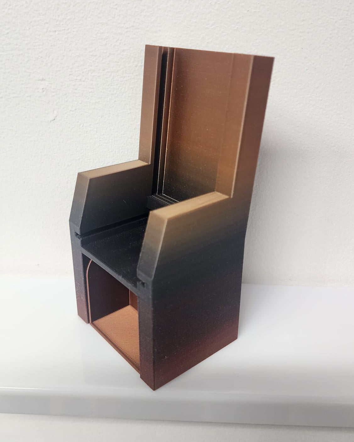 Taboo Tiny Chair - Gradient